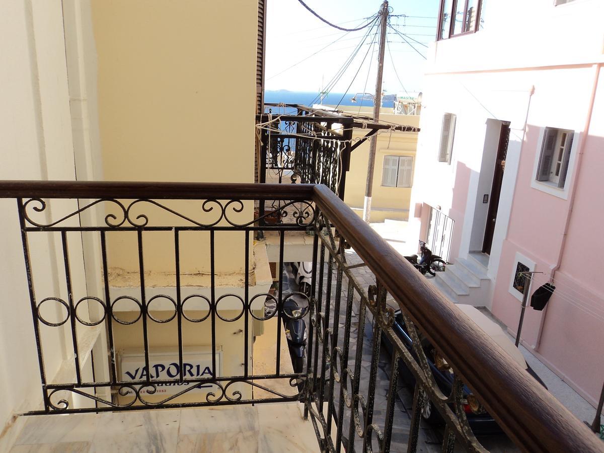 Vaporia Apartment Ermoupoli Exterior foto
